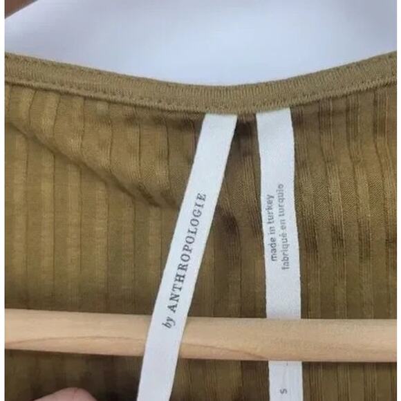 ANTHROPOLOGIE Green/Gold Twist-Front Shimmer Top Size Small NWT - Picture 14 of 16